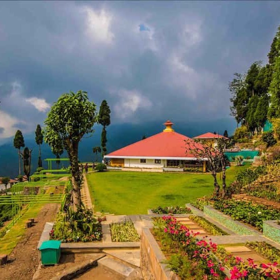 Chamong Chiabari Mountain Retreat