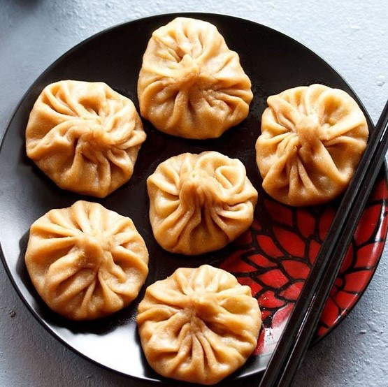Momos